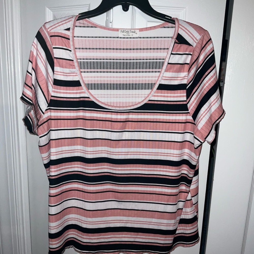 Short sleeve shirt